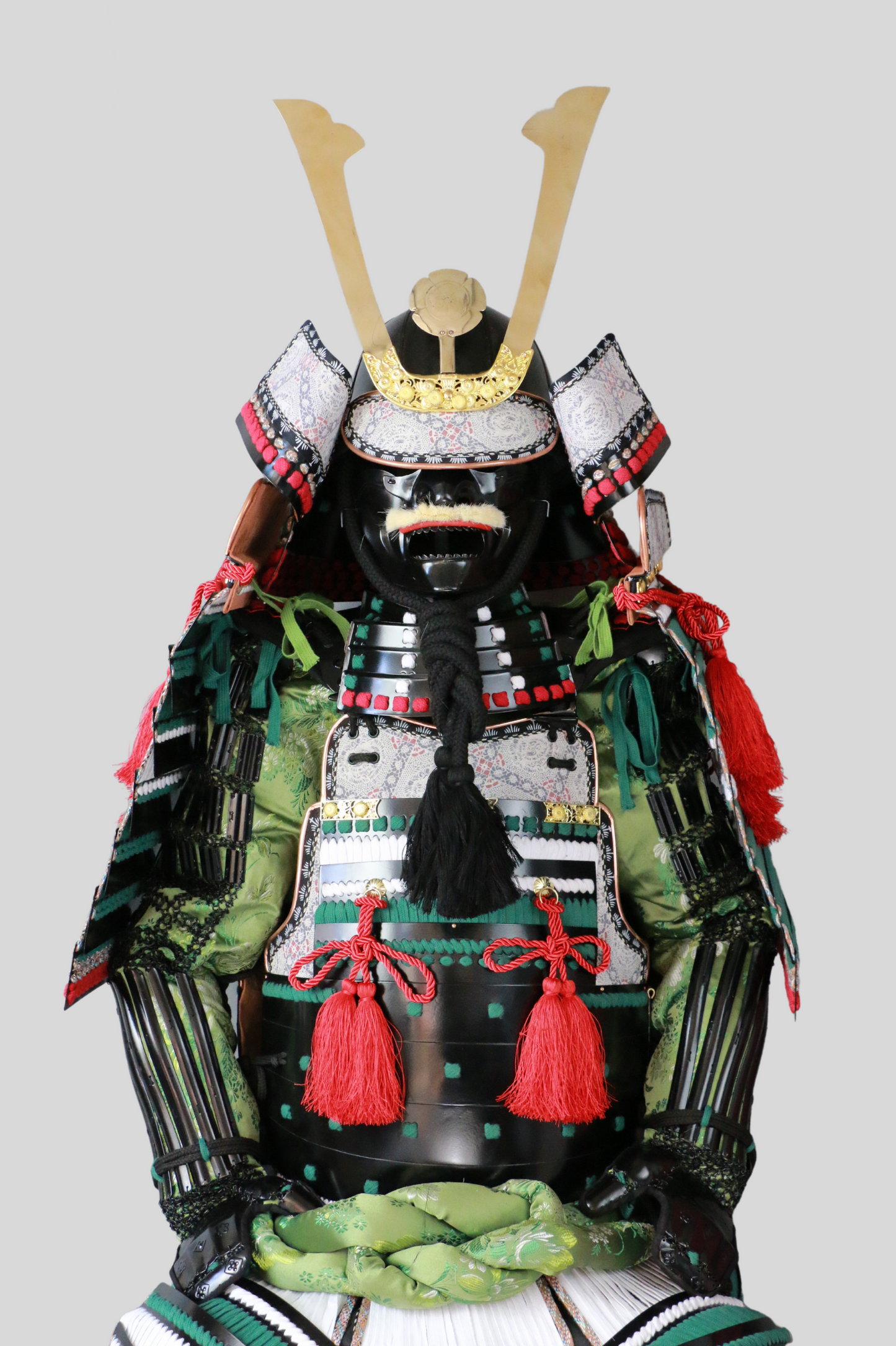 Samurai Armor – Emerald Guardian of Muromachi