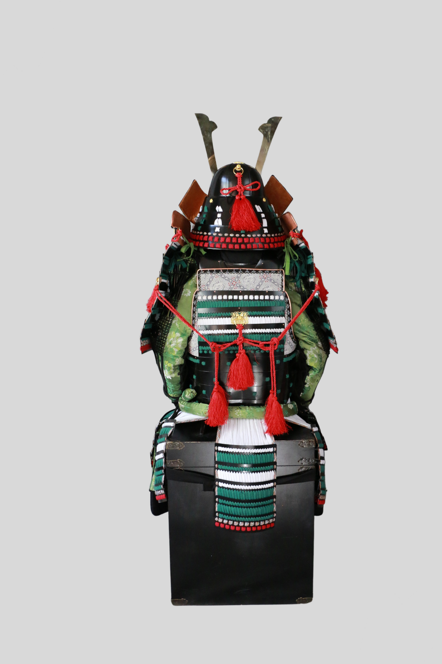 Samurai Armor – Emerald Guardian of Muromachi