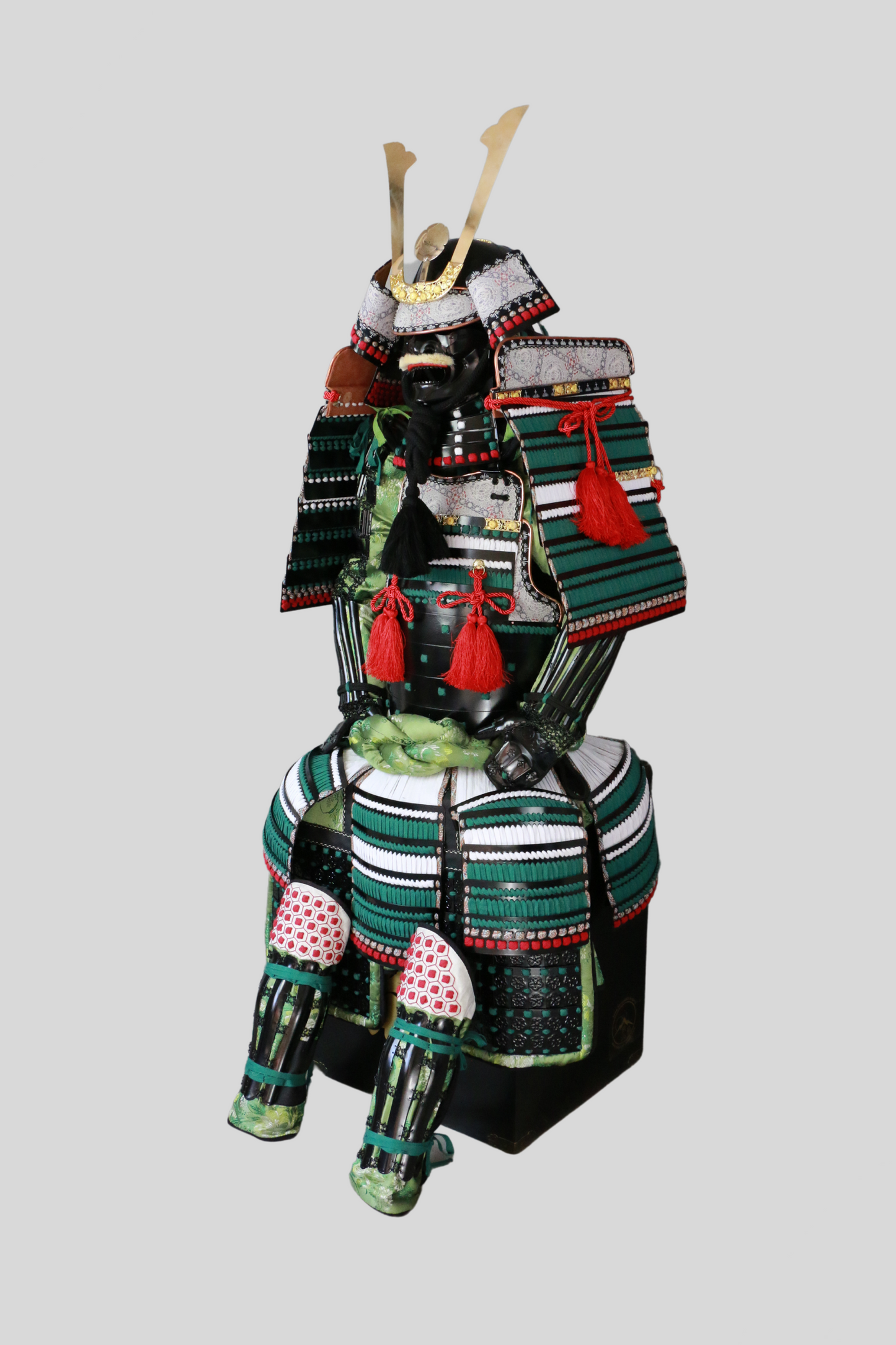 Samurai Armor – Emerald Guardian of Muromachi