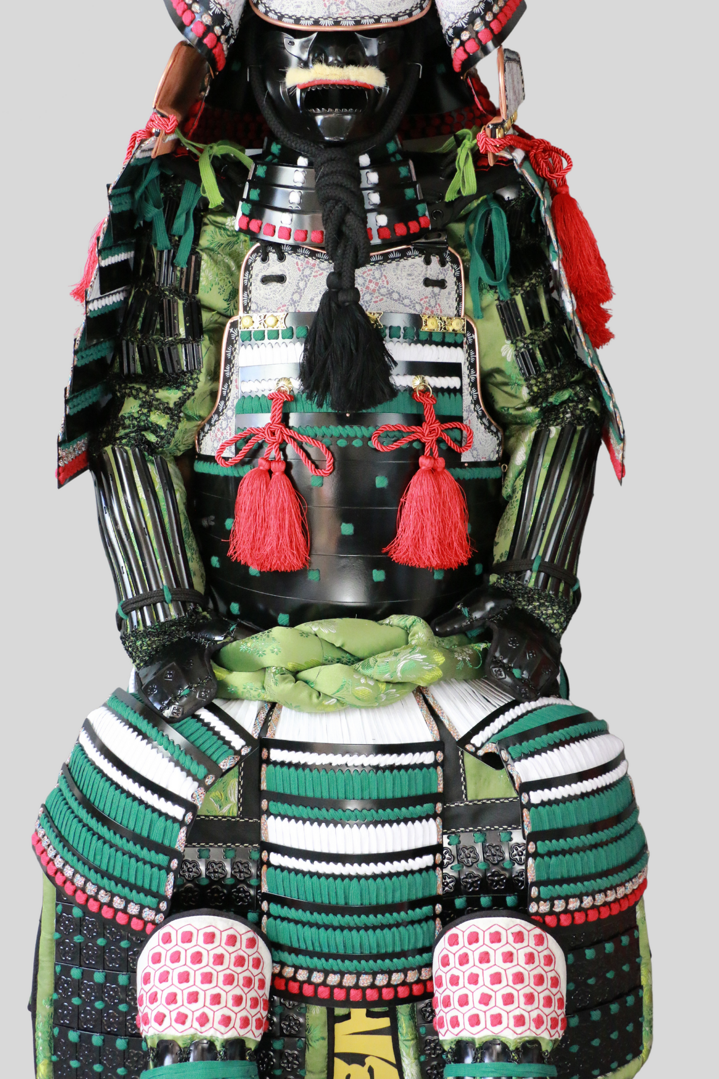 Samurai Armor – Emerald Guardian of Muromachi